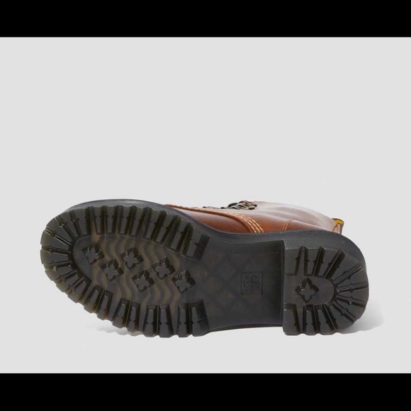 NEW- DR MARTENS LEONA ORLEANS HEEDED BOOTS - Picture 5 of 10